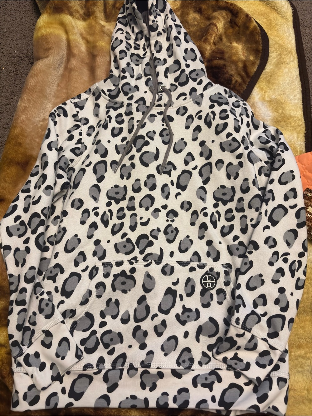 Le Tigre Women's White & Gray Leopard Print Pullover Hoodie